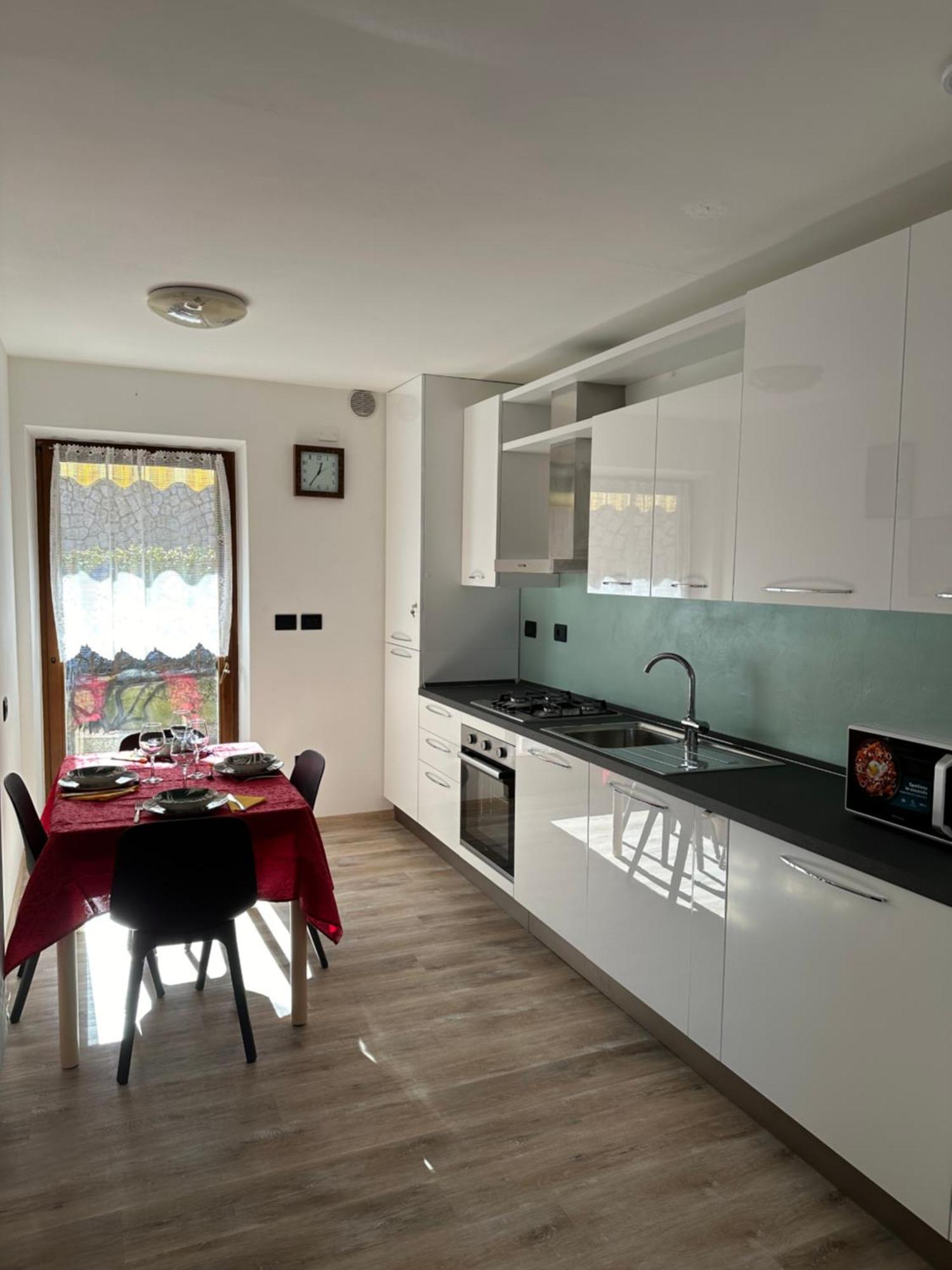 Casa Vacanza La Croseta Trento Eksteriør billede